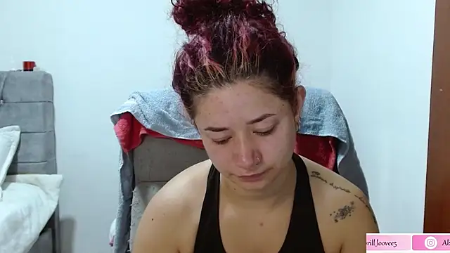 abril love2 online show from 3, 2, 2025