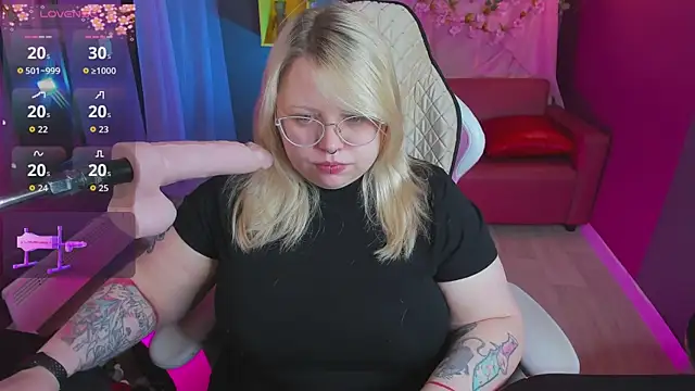 Yoki Shizuko online show from 11, 4, 2026