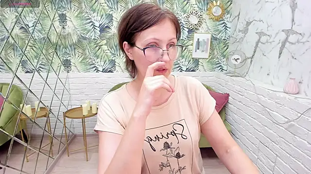 Snapshot of Paris_Cherry chatting on 20, 1, 2025 Paris Cherry online show from 20, 1, 2025