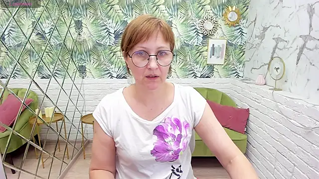 Snapshot of Paris_Cherry chatting on 9, 3, 2025 Paris Cherry online show from 9, 3, 2025