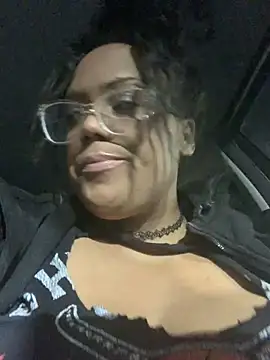 DezerayDelicious online show from 10, 2, 2025