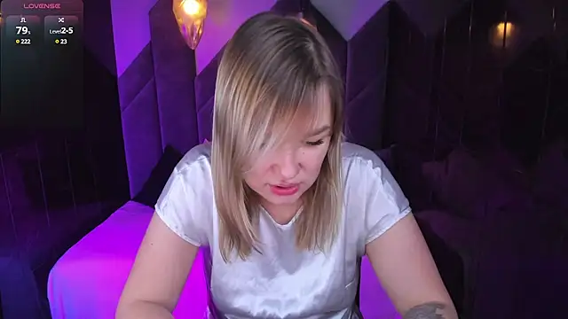 BellaDreamy online show from 12, 3, 2025