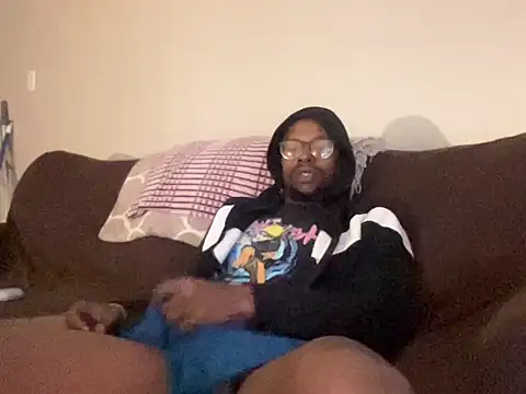 Snapshot of daloyhasabigdick chatting on 22, 10, 2025 daloyhasabigdick online show from 22, 10, 2025