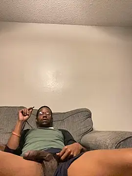 Snapshot of daloyhasabigdick chatting on 18, 11, 2025 daloyhasabigdick online show from 18, 11, 2025