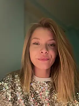 Snapshot of AnastasiaAniess chatting on 10, 12, 2024 AnastasiaAniess online show from 10, 12, 2024