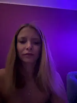 Snapshot of AnastasiaAniess chatting on 3, 3, 2025 AnastasiaAniess online show from 3, 3, 2025