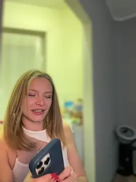 Snapshot of AnastasiaAniess chatting on 9, 3, 2025 AnastasiaAniess online show from 9, 3, 2025