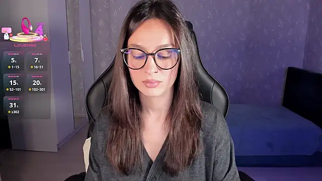 Snapshot of EllaFresh chatting on 12, 10, 2025 EllaFresh online show from 12, 10, 2025