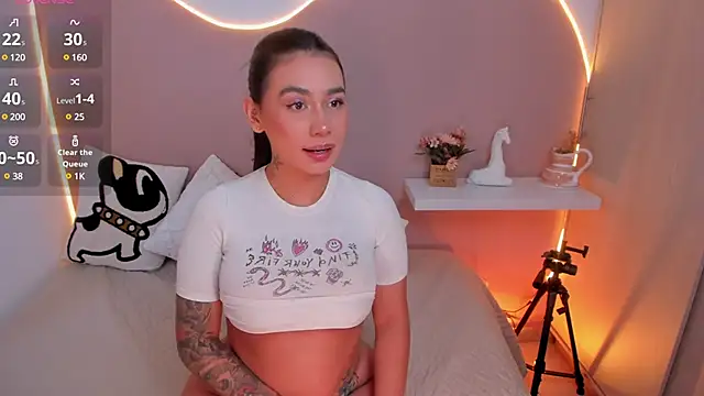 EllieMitchell online show from 22, 12, 2024