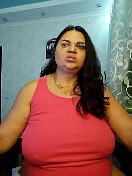 Snapshot of littleRikka chatting on 7, 11, 2025 littleRikka online show from 7, 11, 2025