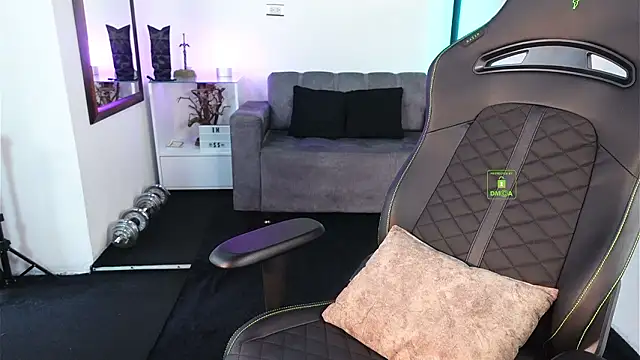 Snapshot of knimh chatting on 4, 2, 2026 knimh online show from 4, 2, 2026