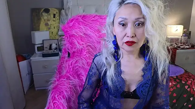 Snapshot of RoxalanaStar chatting on 18, 2, 2026 RoxalanaStar online show from 18, 2, 2026