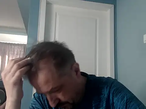 Snapshot of MisterFaithRO chatting on 15, 4, 2026 MisterFaithRO online show from 15, 4, 2026