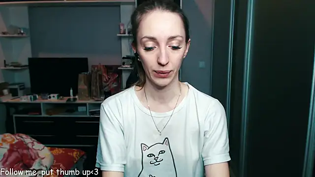 Natalimeowks online show from 1, 1, 2025