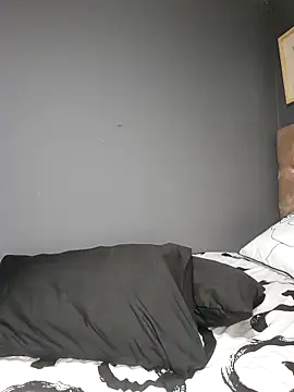 SWEETDOLLY29XX online show from 10, 9, 2025