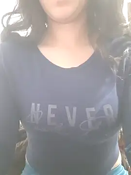 Snapshot of lizztaylor535 chatting on 14, 2, 2025 lizztaylor535 online show from 14, 2, 2025