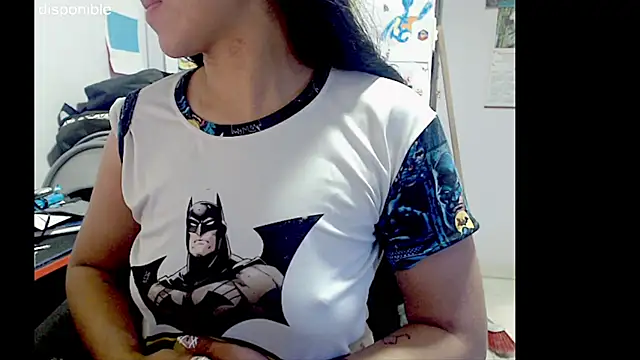 Snapshot of lizztaylor535 chatting on 29, 10, 2025 lizztaylor535 online show from 29, 10, 2025