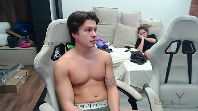 Sunny-Girl1 online show from 6, 11, 2025