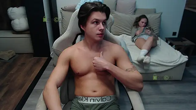 Sunny-Girl1 online show from 19, 11, 2025