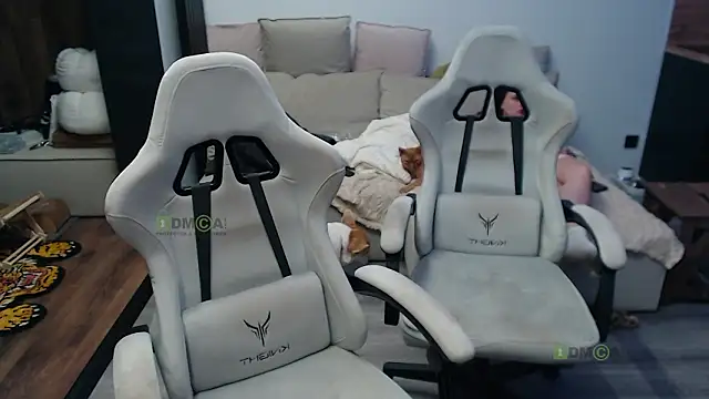 Sunny-Girl1 online show from 5, 2, 2026