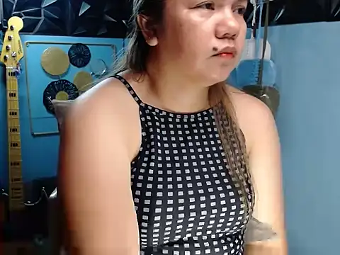 ambersmile online show from 5, 4, 2026