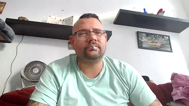 Snapshot of sexykevin17cm chatting on 22, 11, 2025 sexykevin17cm online show from 22, 11, 2025