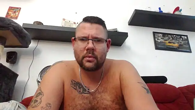 Snapshot of sexykevin17cm chatting on 26, 11, 2025 sexykevin17cm online show from 26, 11, 2025