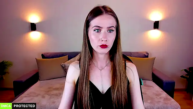 TheWoman   online show from 21, 10, 2025