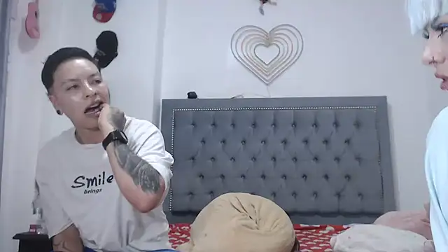 dulce maria x online show from 11, 2, 2026