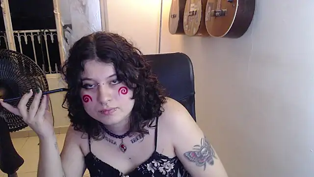 Smoke trip Alicia online show from 27, 11, 2025