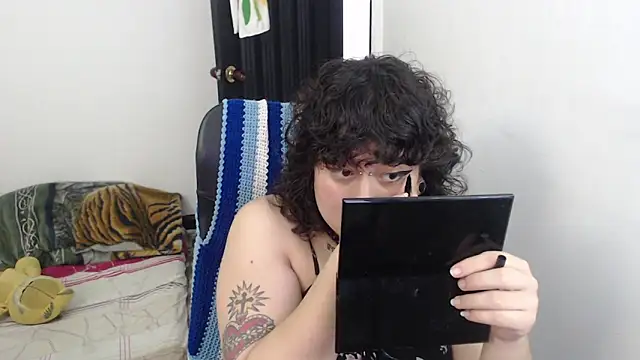 Smoke trip Alicia online show from 10, 2, 2026