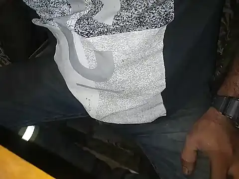 Snapshot of robertocastillo-2017 chatting on 30, 9, 2025 robertocastillo-2017 online show from 30, 9, 2025