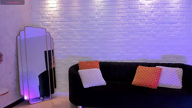 AmyDavis  online show from 28, 12, 2024