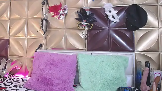 Snapshot of VIKY_HOTT chatting on 8, 2, 2025 VIKY HOTT online show from 8, 2, 2025