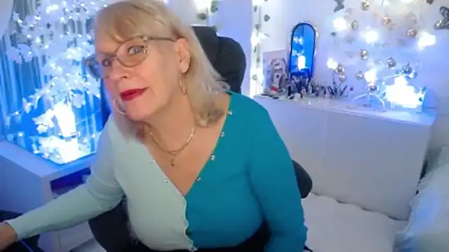 Ghertrude52 online show from 7, 1, 2026