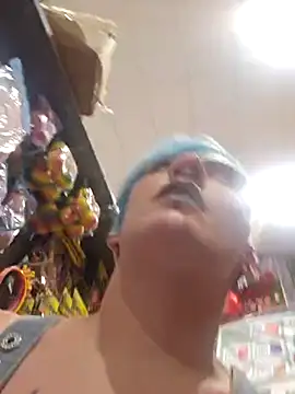 Snapshot of PinkTheHawk chatting on 5, 12, 2024 PinkTheHawk online show from 5, 12, 2024