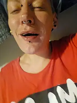 Snapshot of PinkTheHawk chatting on 14, 12, 2024 PinkTheHawk online show from 14, 12, 2024