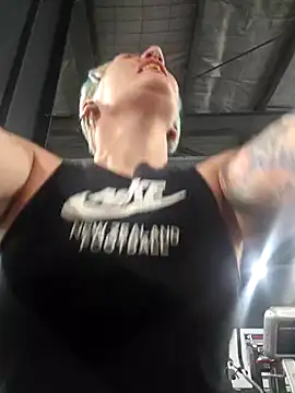 Snapshot of PinkTheHawk chatting on 29, 12, 2024 PinkTheHawk online show from 29, 12, 2024