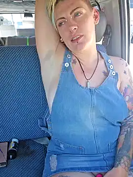 Snapshot of PinkTheHawk chatting on 11, 1, 2025 PinkTheHawk online show from 11, 1, 2025