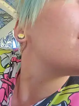 Snapshot of PinkTheHawk chatting on 12, 1, 2025 PinkTheHawk online show from 12, 1, 2025