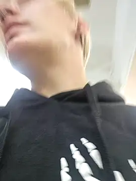 Snapshot of PinkTheHawk chatting on 16, 2, 2025 PinkTheHawk online show from 16, 2, 2025