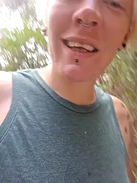 Snapshot of PinkTheHawk chatting on 15, 3, 2025 PinkTheHawk online show from 15, 3, 2025