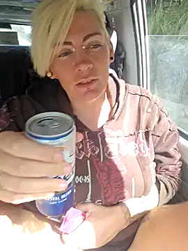 Snapshot of PinkTheHawk chatting on 20, 3, 2025 PinkTheHawk online show from 20, 3, 2025