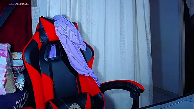 DanisaBrown online show from 5, 12, 2025