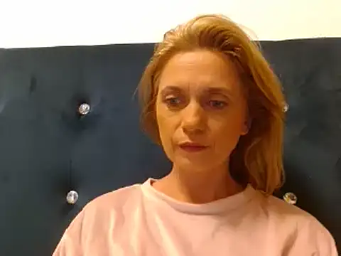 MysticCreature online show from 9, 4, 2026