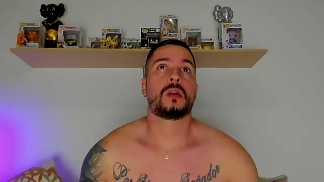 Snapshot of camilo_restrepo21 chatting on 3, 12, 2025 camilo restrepo21 online show from 3, 12, 2025