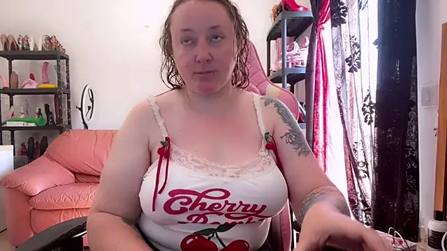 kisicaxx online show from 1, 6, 2026
