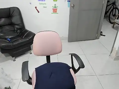 Snapshot of nicoledavis chatting on 7, 2, 2025 nicoledavis online show from 7, 2, 2025