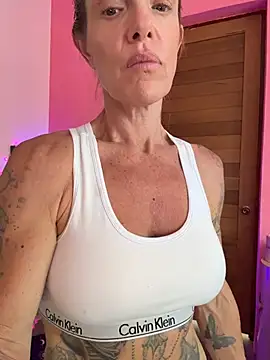 mommyselenafit  online show from 28, 6, 2026