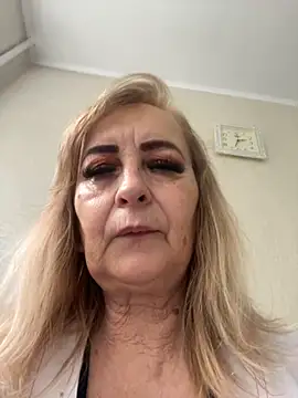 Irina2909xh online show from 2, 10, 2025